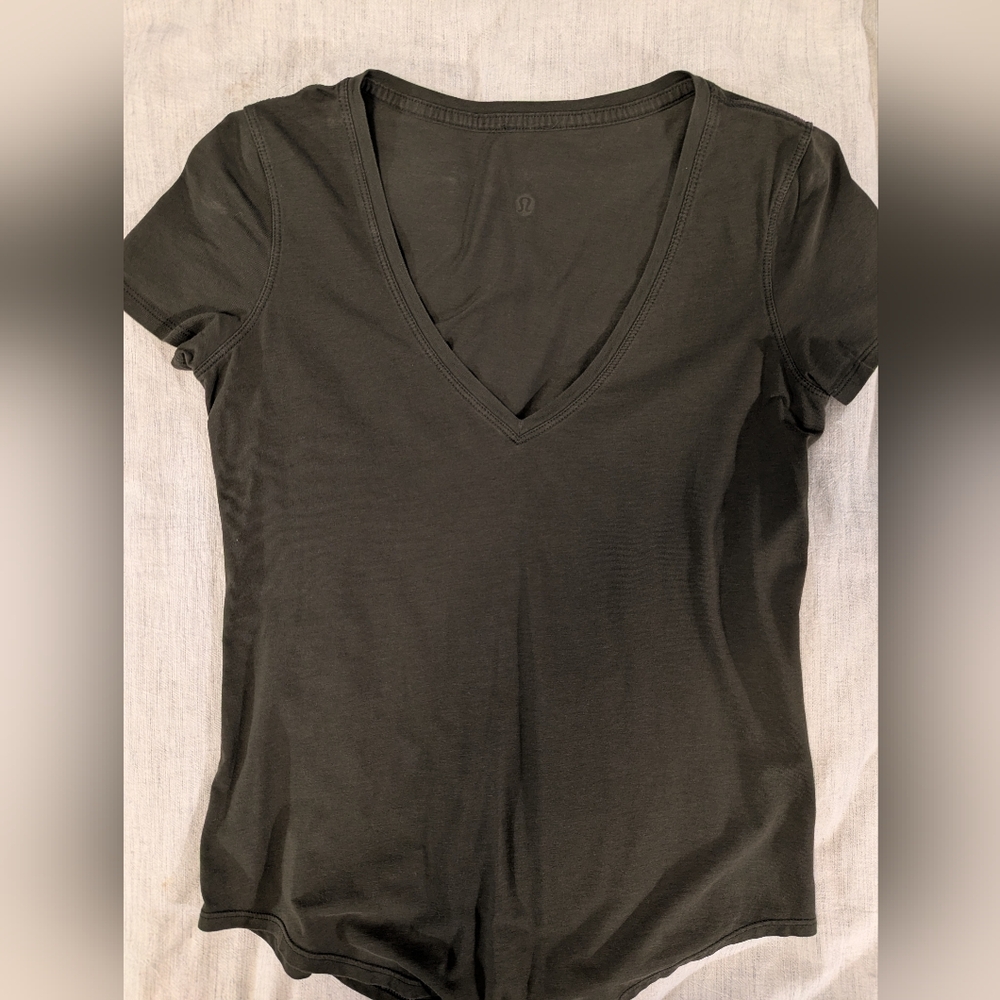Men's Black V-Neck T-Shirt
